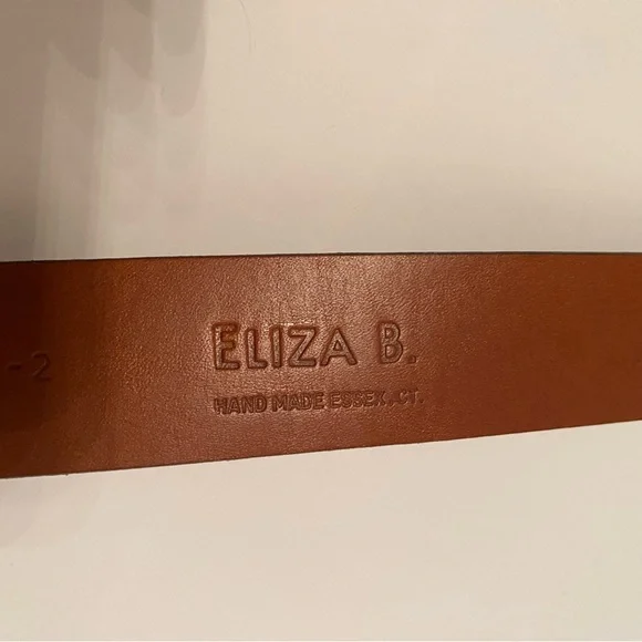 Brown Croc-Embossed Leather Belt with Silver Buckle - Picture 7 of 9